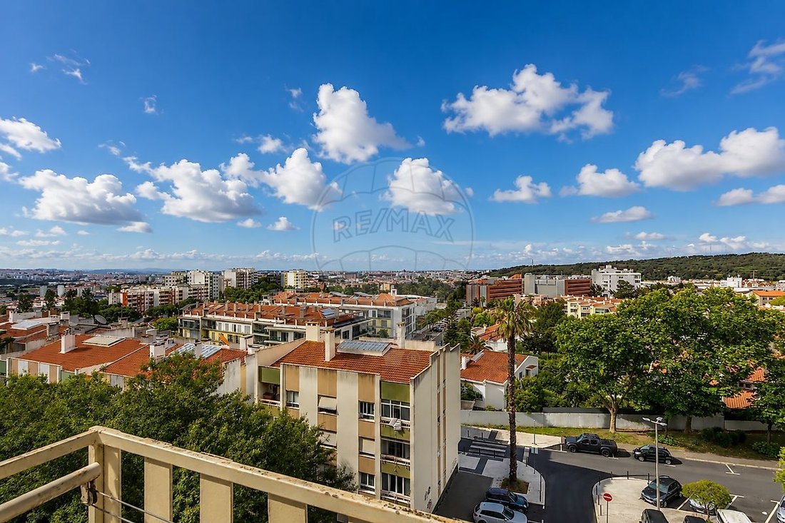 Apartment in Alfragide, Lisbon, Portugal 2 - 18939613