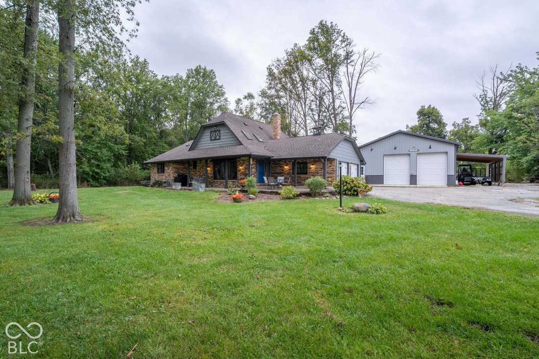 House in Fountaintown, Indiana, United States 2 - 18939518