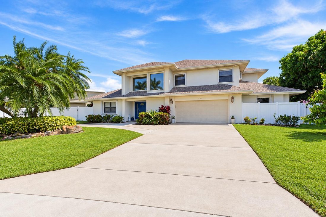House in Palm City, Florida, United States 3 - 18940175