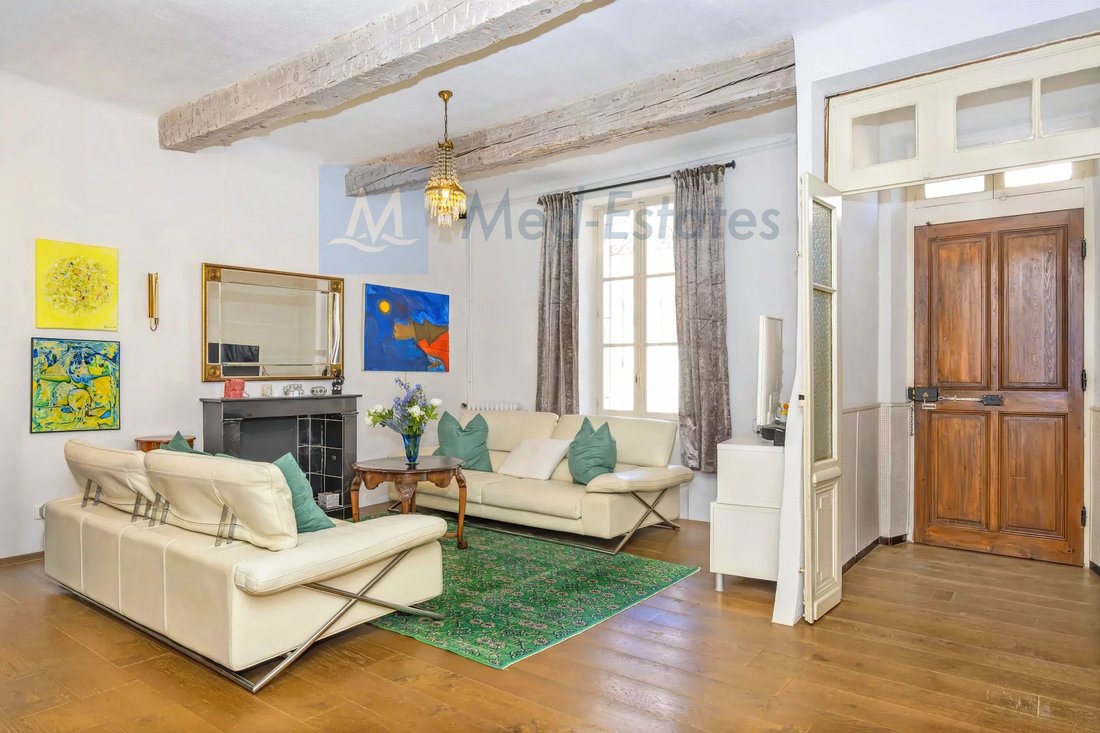 Casa en Le Plan-de-la-Tour, Provenza-Alpes-Costa Azul, Francia 1 - 18310506