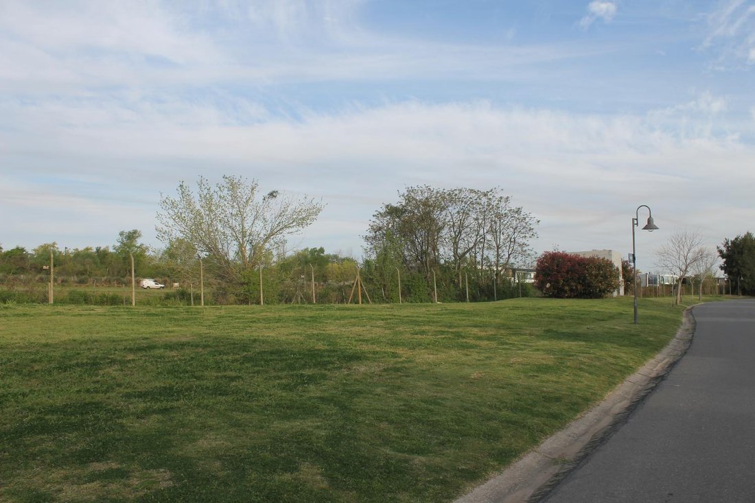 Land in Tigre, Buenos Aires Province, Argentina 1 - 18864687