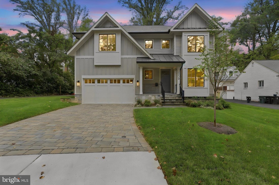Arlington, Virginia, United States 2 - 18944762