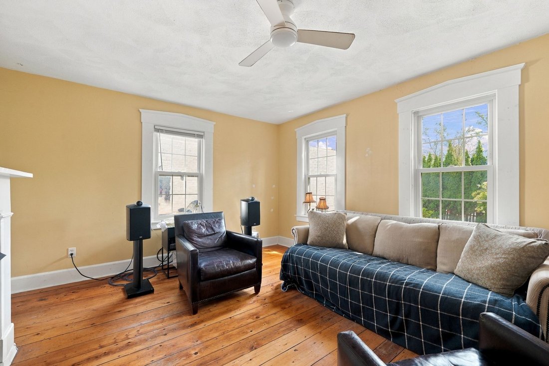 Condo in Marblehead, Massachusetts, United States 5 - 18939189