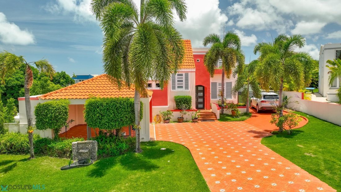 House in Luquillo, Luquillo, Puerto Rico 2 - 18939797