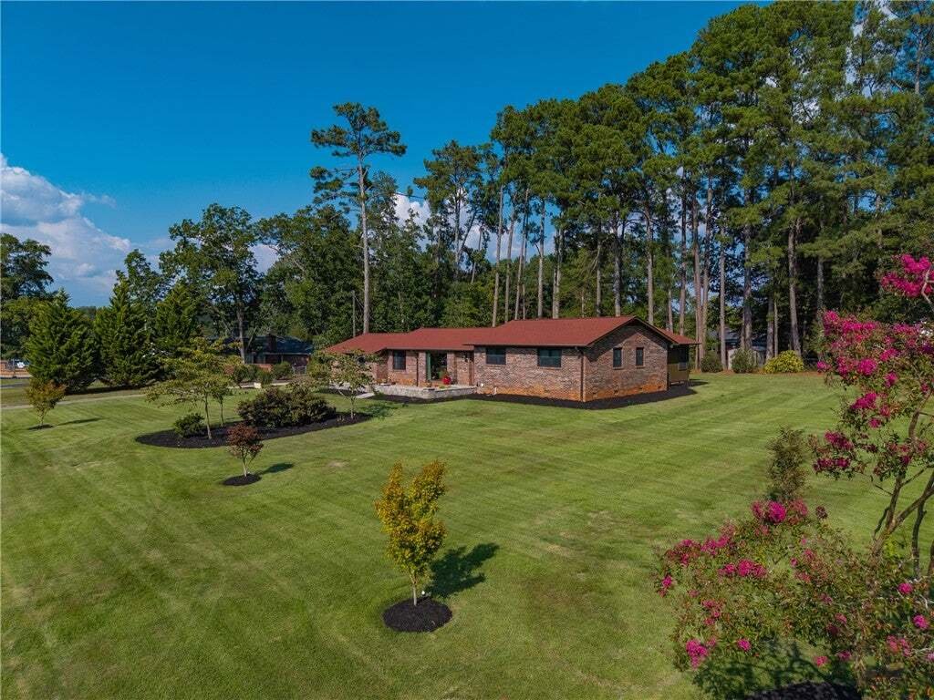 House in Seneca, South Carolina, United States 2 - 18939899
