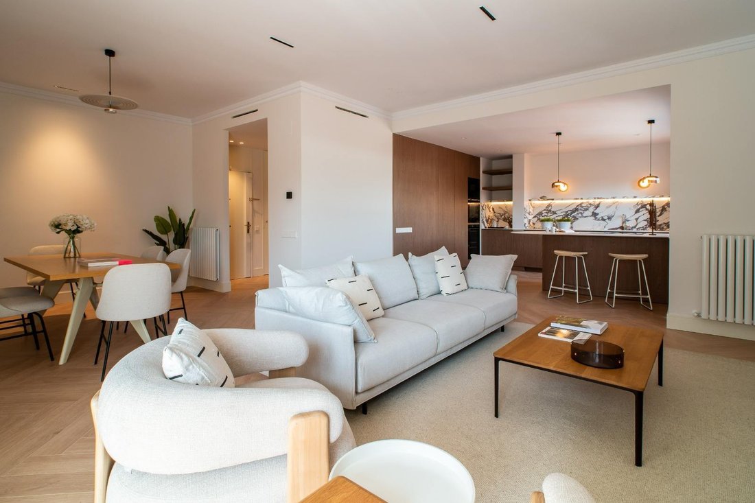 Wohnung in Chamartín, Madrid, Spanien 1 - 18201075