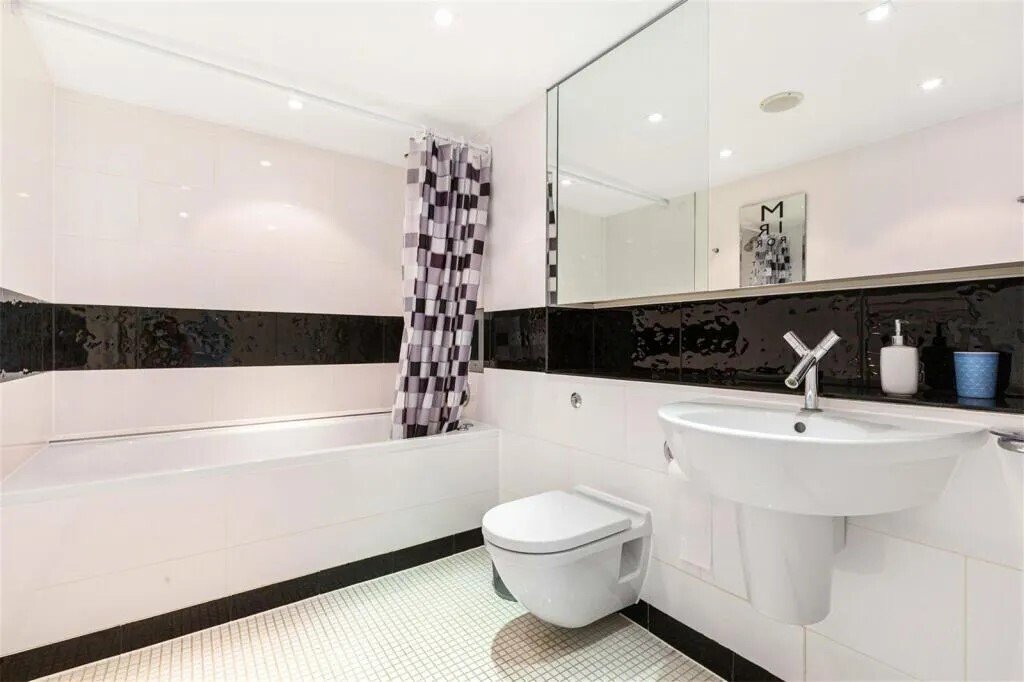 Apartment in Charing Cross, Westminster, England 4 - 18939615