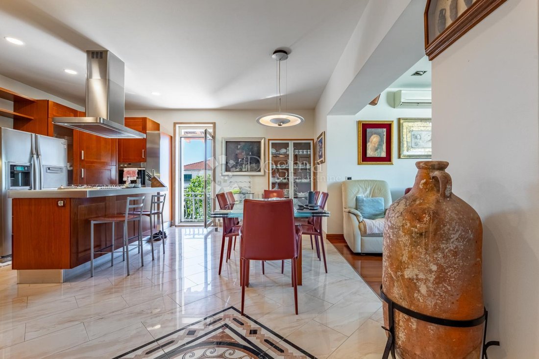 Apartment in Lucac-Manus, Split, Split-Dalmatia County 5 - 18943781