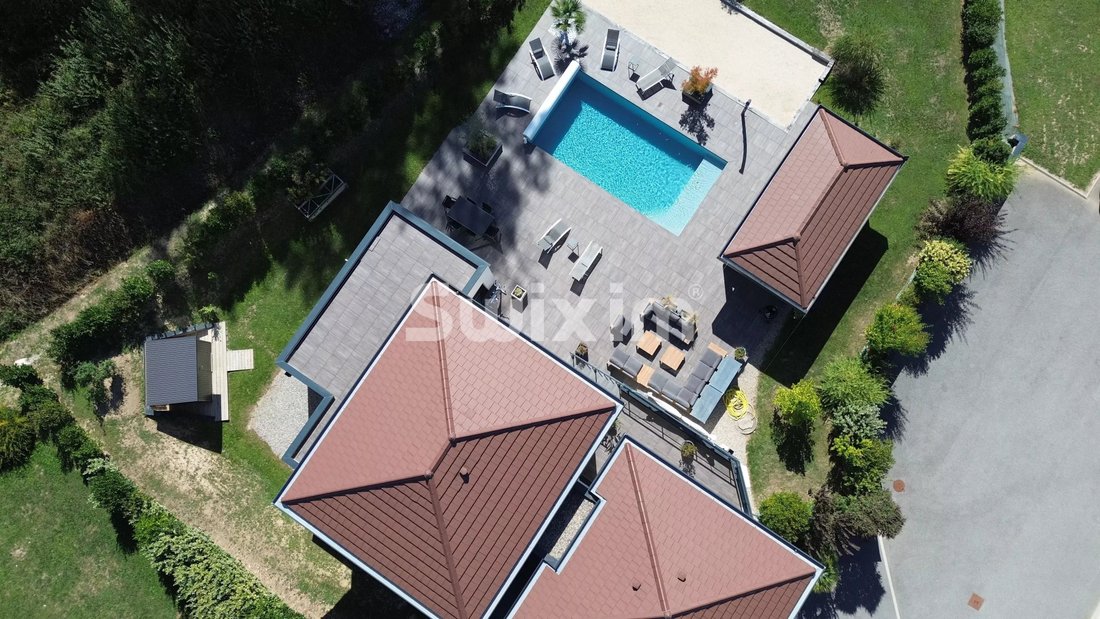 House in Saint-Martin-Bellevue, Filliere, France 1 - 18940527