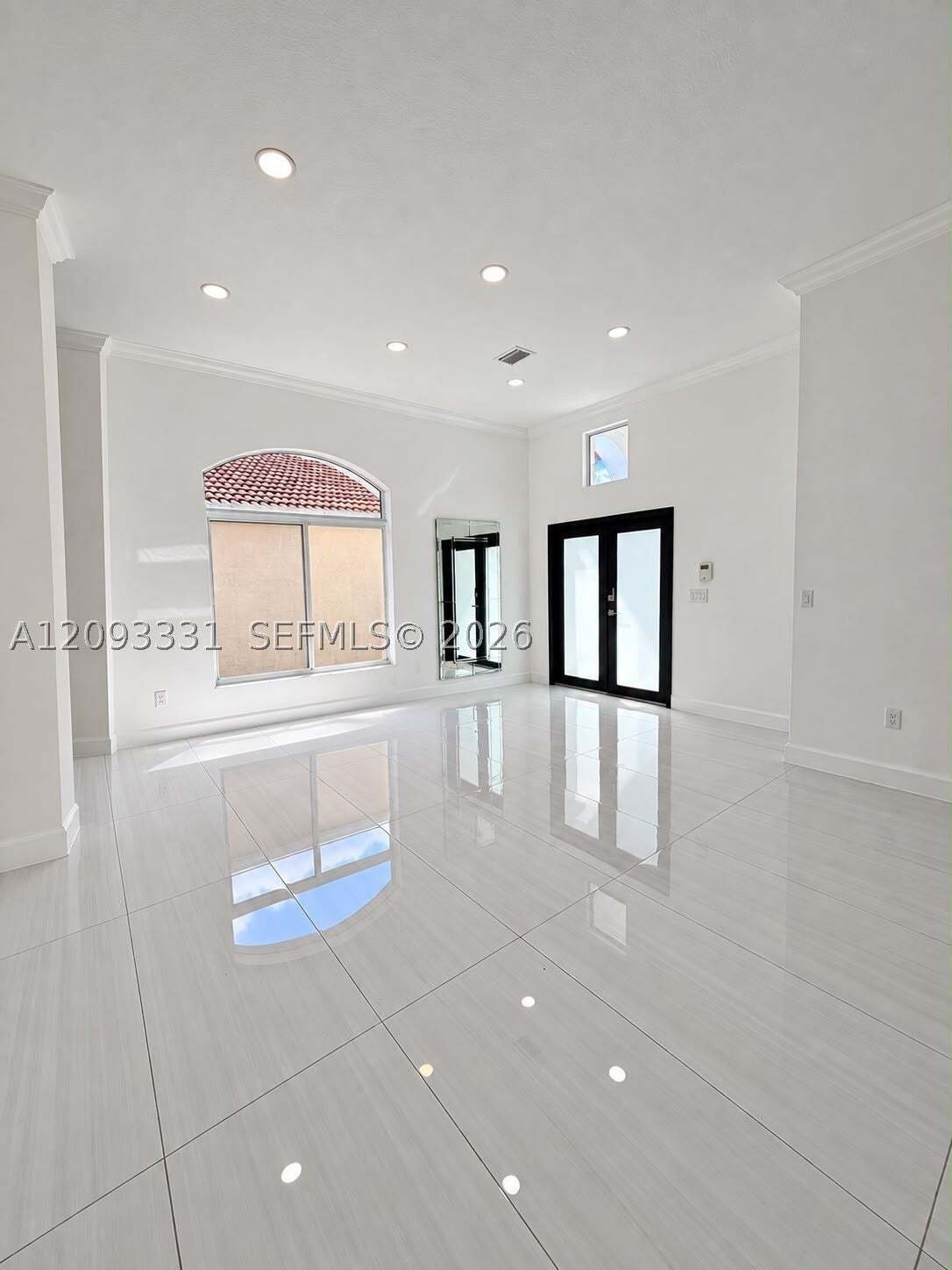 House in Miami, Florida, United States 4 - 18939824