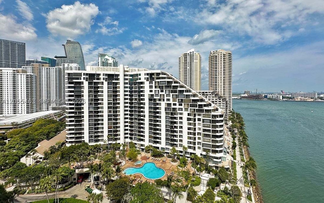 Condo in Miami, Florida, United States 1 - 18483196