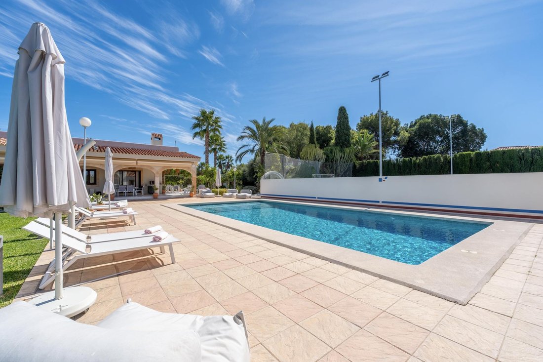 Villa in Elx / Elche, Valencian Community, Spain 5 - 18942919