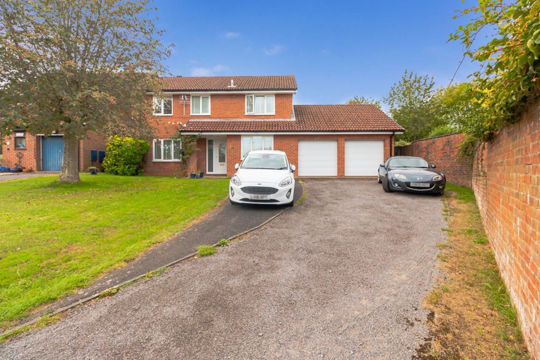House in Uckfield, England 1 - 18940728