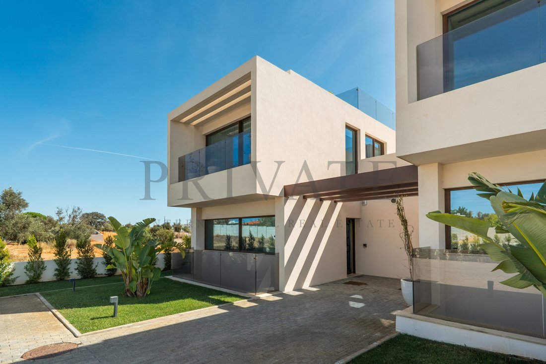 House in Quarteira, Algarve, Portugal 3 - 18944365