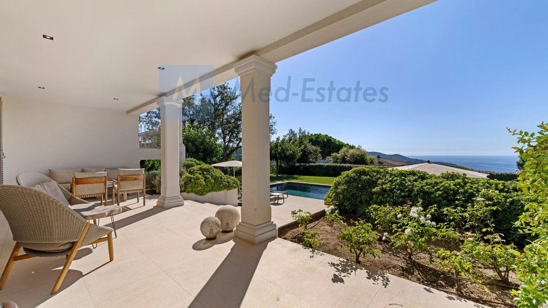 Villa in La Croix-Valmer, Provence-Alpes-Côte d'Azur, France 4 - 18931318