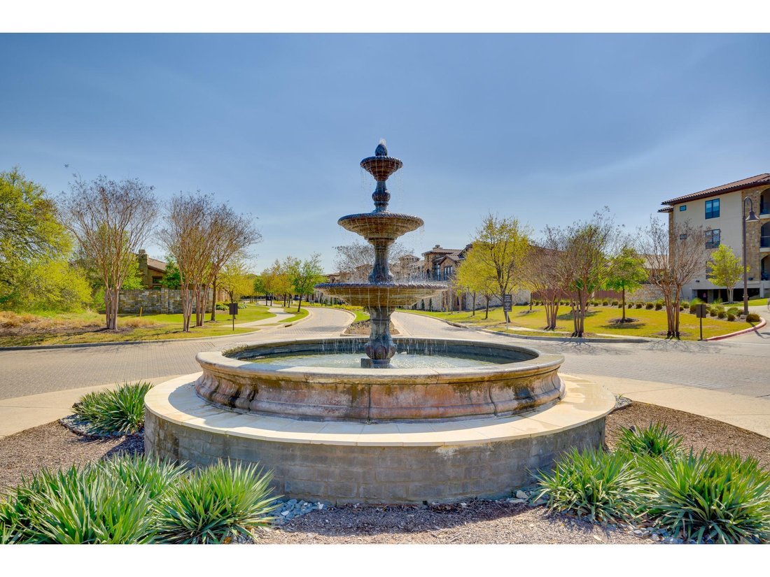 Condo in Austin, Texas, United States 4 - 18942681