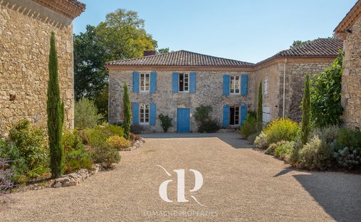 House in Saint-Clar, Occitania, France 1