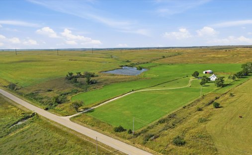 Land in Maple Hill, Kansas, United States 1