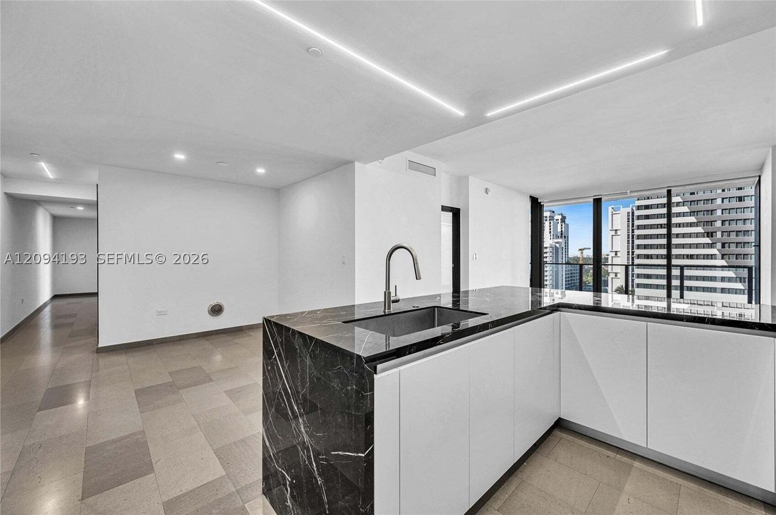 Condo in Miami, Florida, United States 3 - 18939816