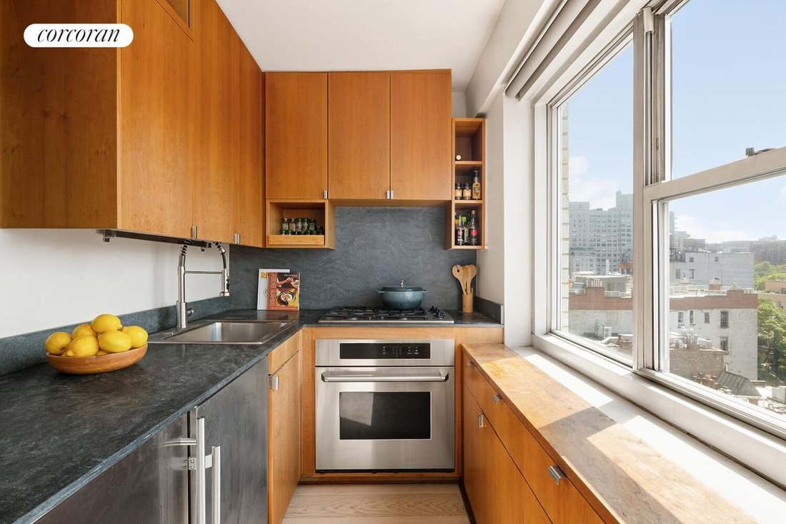 Co Op in New York, New York, United States 2 - 18939182