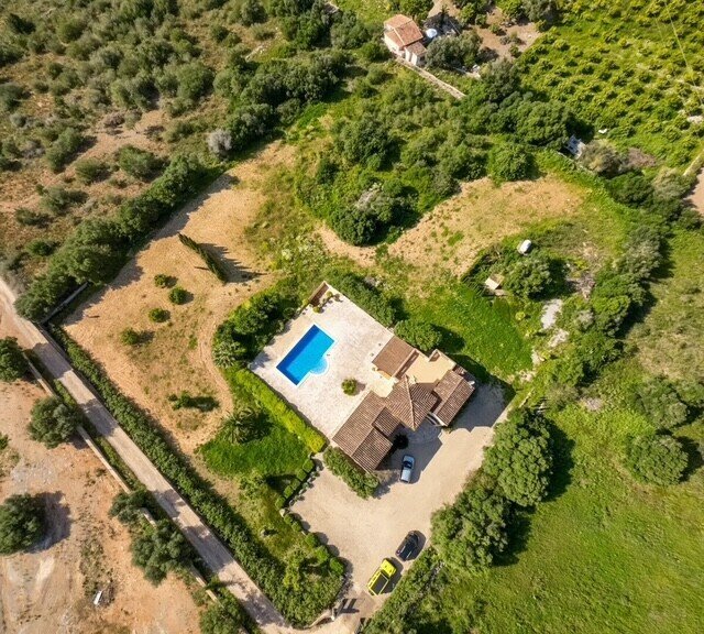Finca in They are Macià, Manacor, Balearic Islands 2 - 18942912