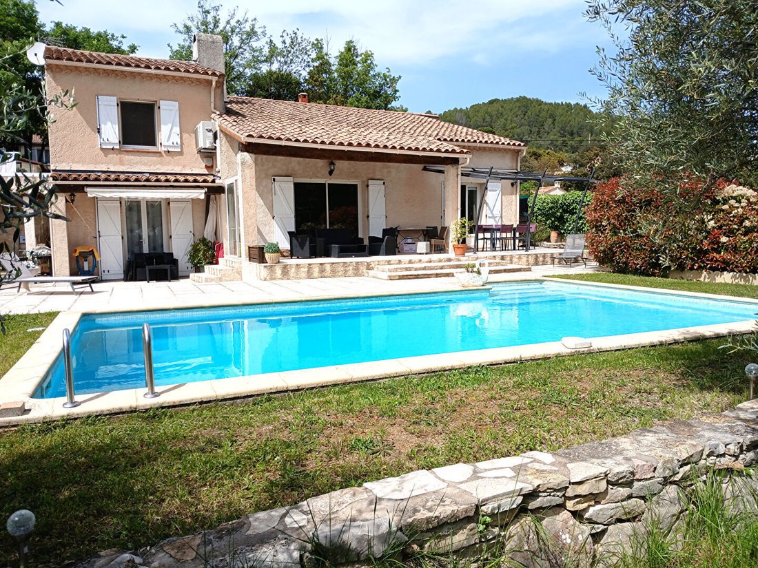 Villa in Cabasse, Provence-Alpes-Côte d'Azur, France 3 - 18941060