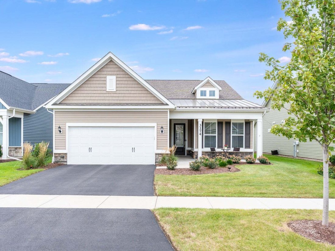 House in Aurora, Illinois, United States 1 - 18939704