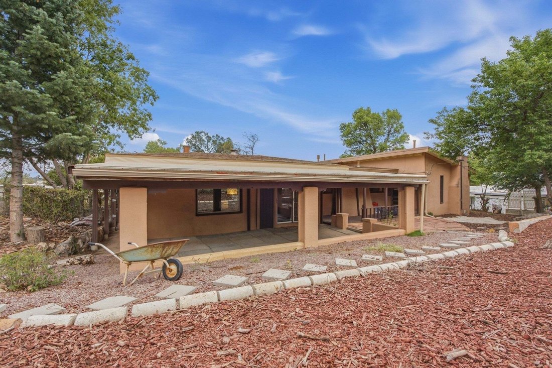 House in Los Alamos, New Mexico, United States 2 - 18939314