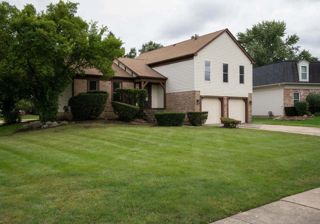 House in Buffalo Grove, Illinois, United States 2 - 18943187