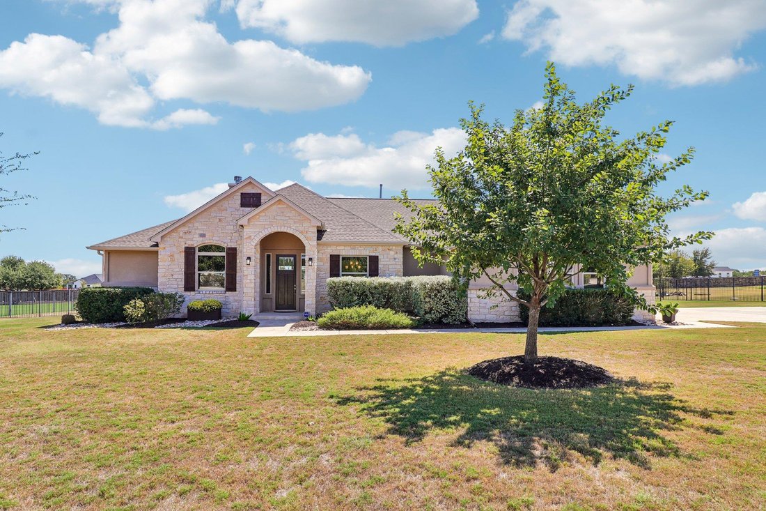 House in Leander, Texas, United States 1 - 18942642