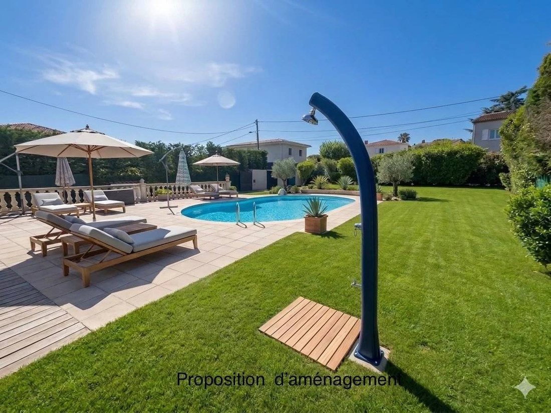 House in Mougins, Provence-Alpes-Côte d'Azur, France 4 - 17782165