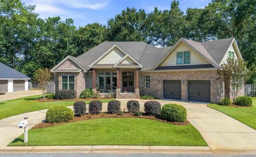 House in Cantonment, Florida, United States 1