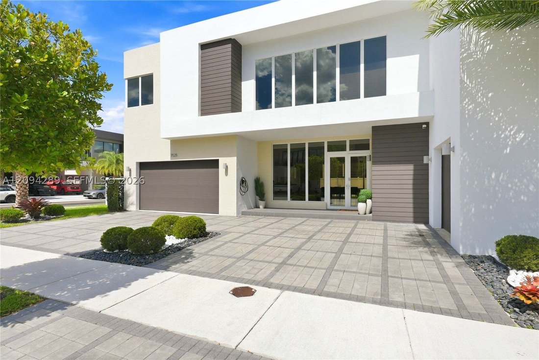 House in Doral, Florida, United States 4 - 18943041
