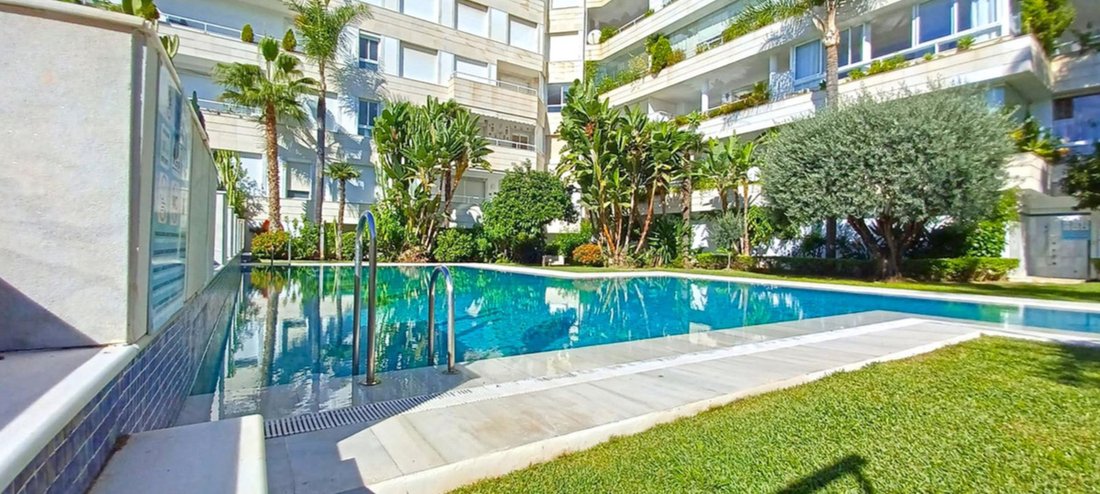 Apartment in Marbella, Andalusia, Spain 1 - 18939819