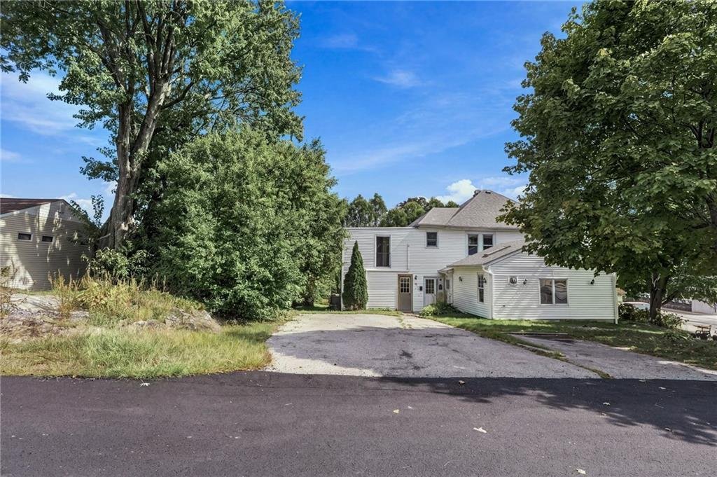 House in West Warwick, Rhode Island, United States 1 - 18941635
