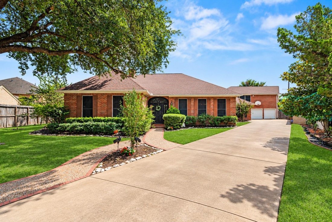 House in Houston, Texas, United States 1 - 18943555