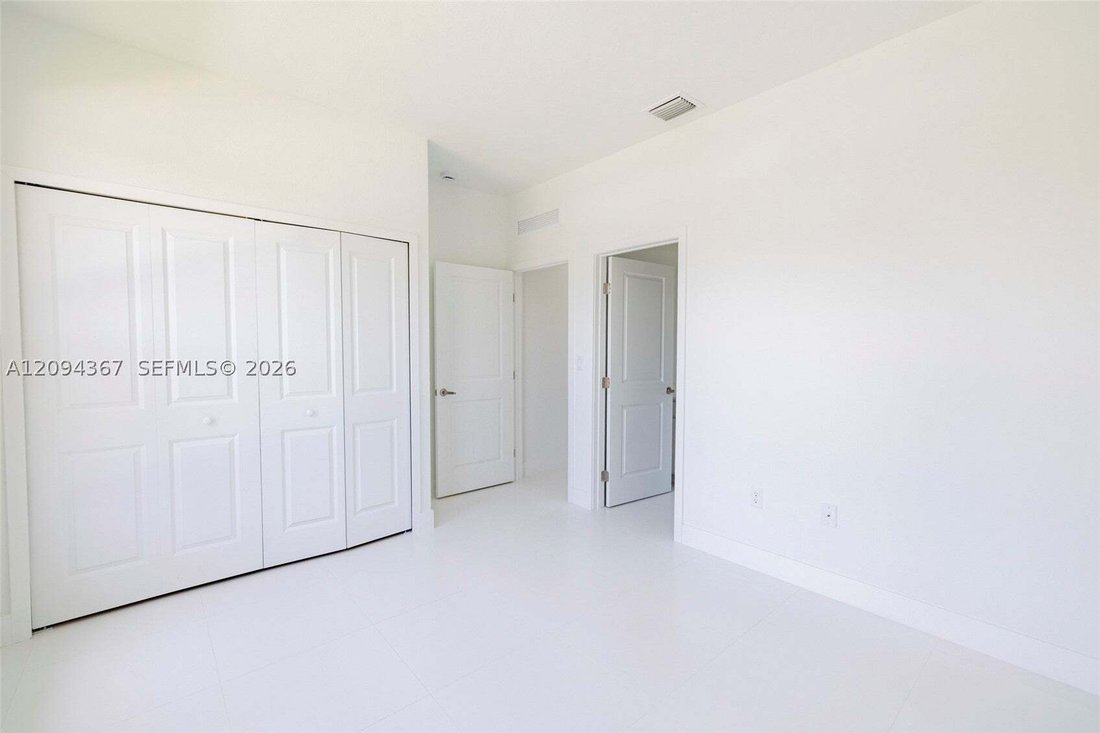 House in West Miami, Florida, United States 4 - 18943046