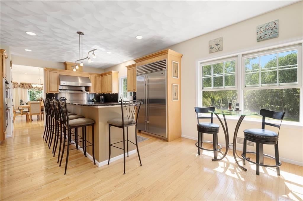 House in Cranston, Rhode Island, United States 4 - 18941156