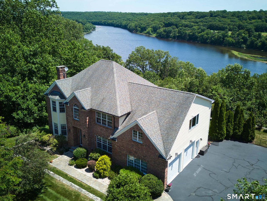 House in Shelton, Connecticut, United States 1 - 18941845