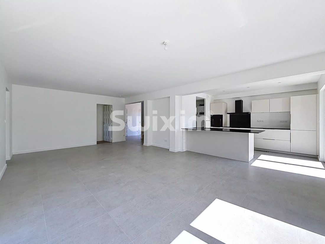 House in Ouest, Saint-Genis-Pouilly, France 2 - 18940541