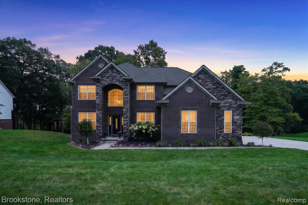 House in Orion charter Township, Michigan, United States 1 - 18943407