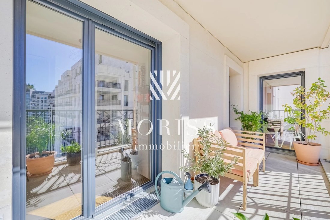 Apartment in Victor Hugo-République, Clichy, France 1 - 18940517