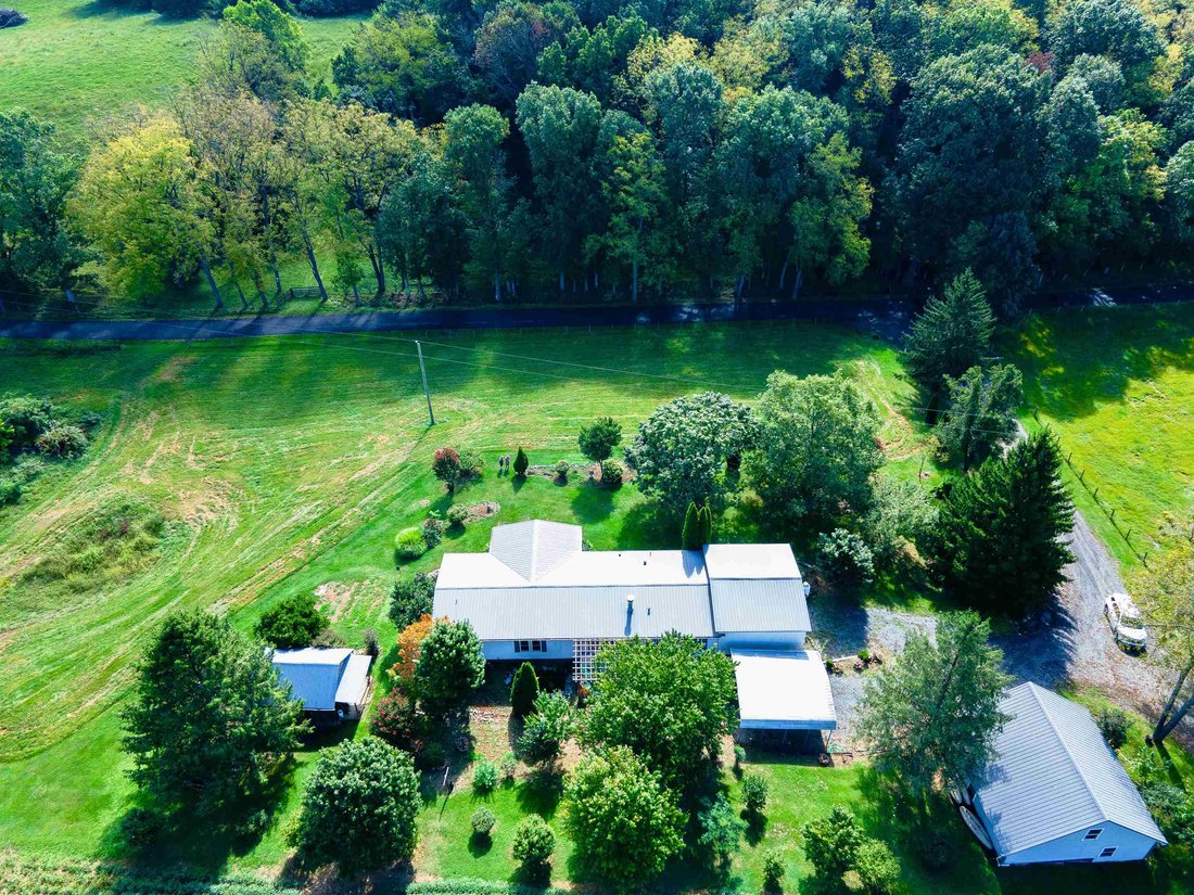 Farm Ranch in Mount Sidney, Virginia, United States 3 - 18941911