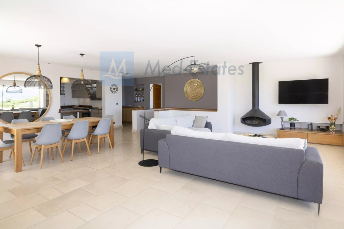 Villa in Nartelle-Noyer-Bellevue-bd des Sardinaux, Sainte-Maxime, France 5 - 18185377