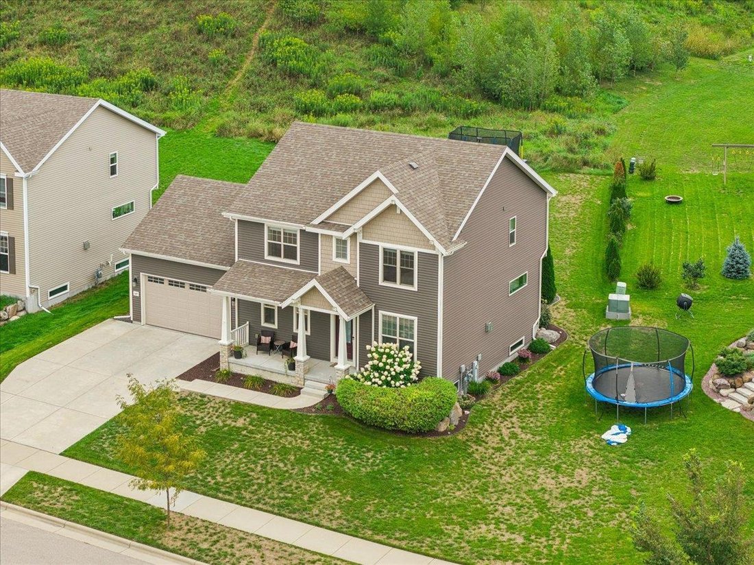 House in McFarland, Wisconsin, United States 3 - 18939369