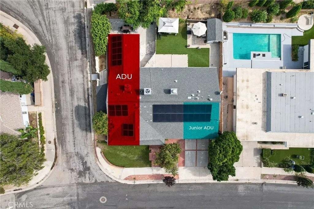 Los Angeles, California, United States 5 - 18943274