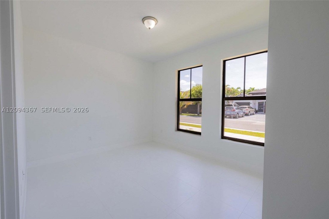 House in West Miami, Florida, United States 3 - 18943046