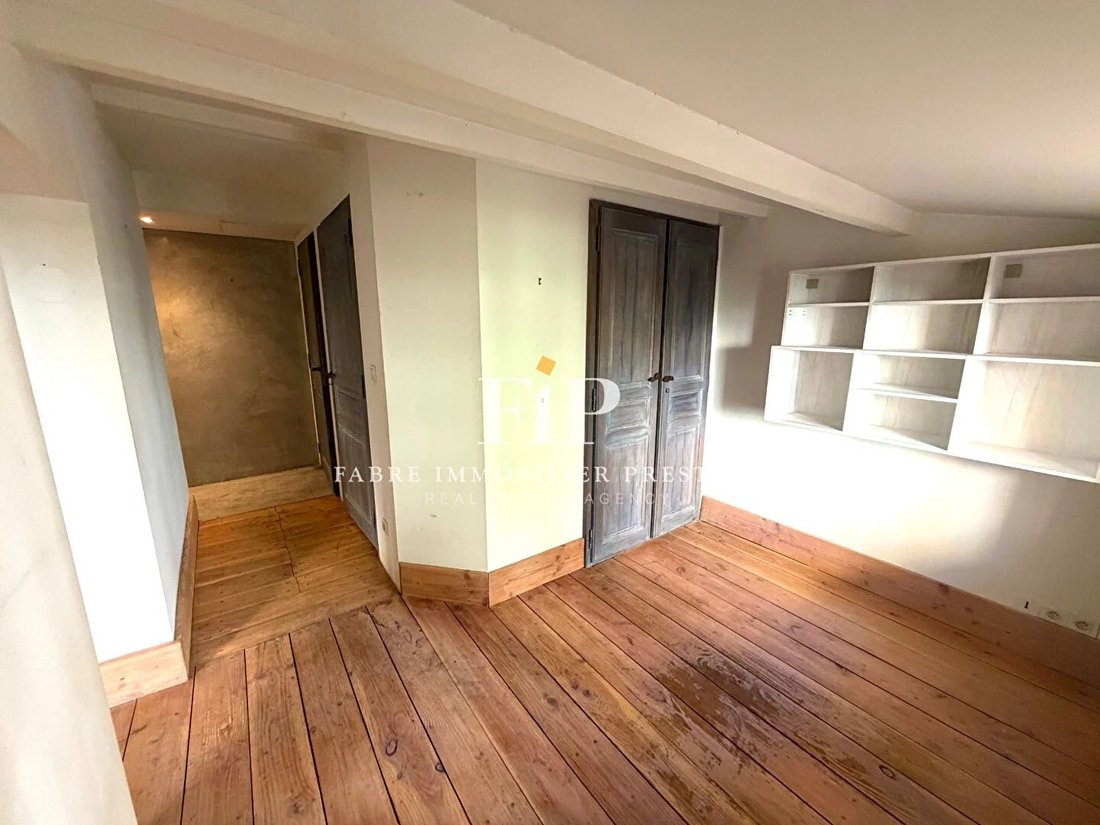 Apartment in Comtale-Cente-Cours Mirabeau, Aix-en-Provence, France 5 - 18923185