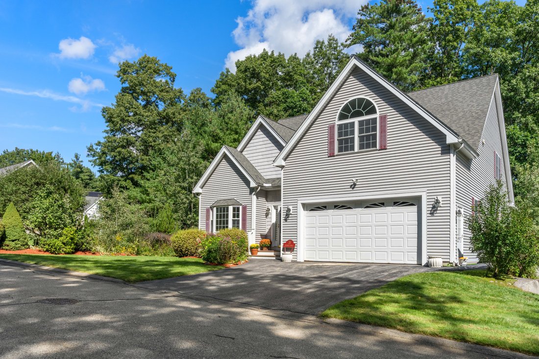 House in Tyngsborough, Massachusetts, United States 2 - 18941306