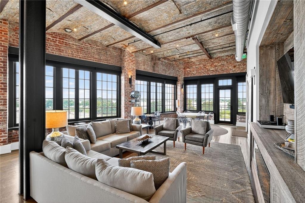Condo in New Orleans, Louisiana, United States 2 - 18942086